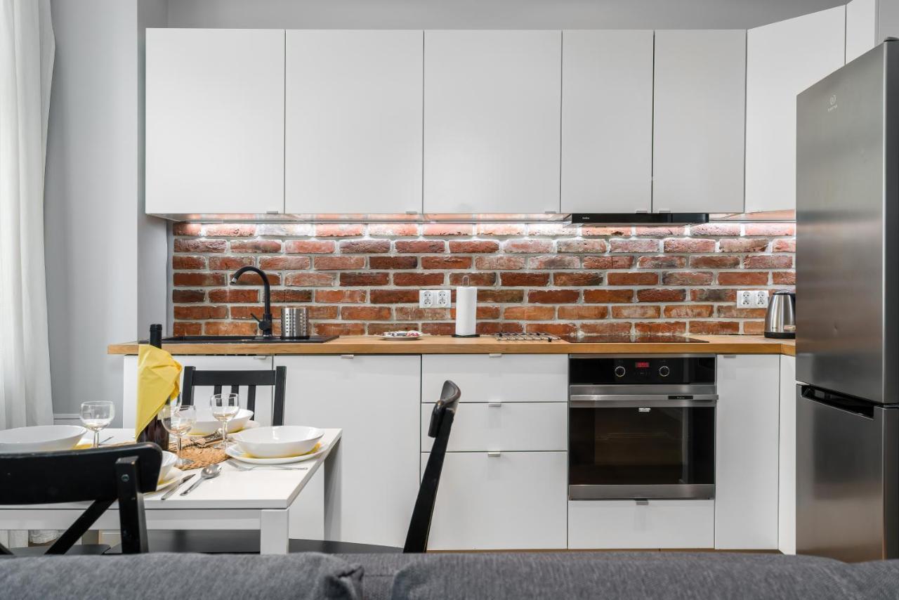 Old Town Apartment Garbary By Noclegi Renters 波兹南 外观 照片